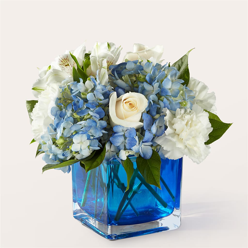 Soothing Waters Bouquet – Mt Scott Flowers, Happy Valley OR