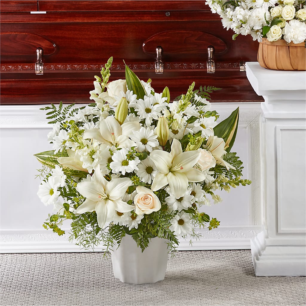 Thoughts of Tranquility Floor Basket – Mt Scott Flowers, Happy Valley OR