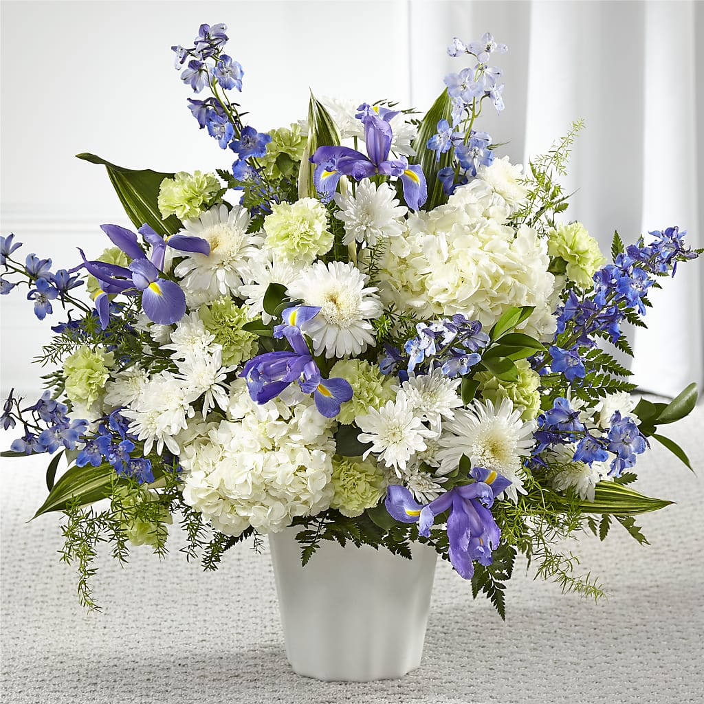 Soft Serenity Floor Basket – Mt Scott Flowers, Happy Valley OR