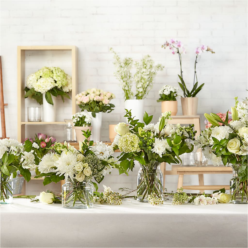 Classic Ivory – A Florist Original – Mt Scott Flowers, Happy Valley OR